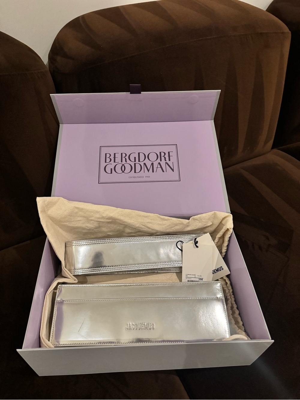 Silver Metallic Women's Wallet Set